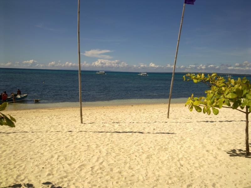 Malapascua Legend Water Sports And Resort Buitenkant foto